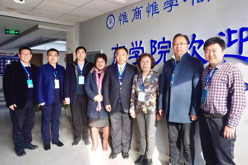 我校承办2019年全国导游资格考试（辽宁考区） 现场考试.jpg